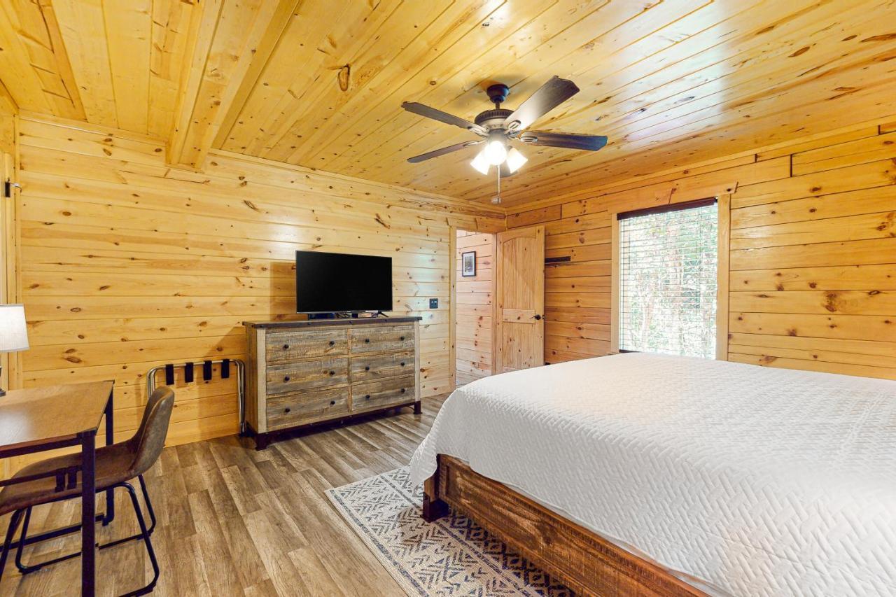 Knotty Escape Gatlinburg Exterior foto