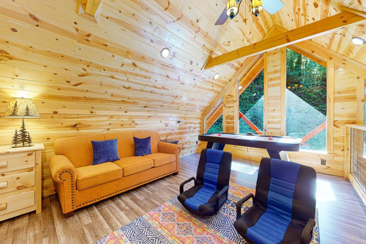 Knotty Escape Gatlinburg Exterior foto