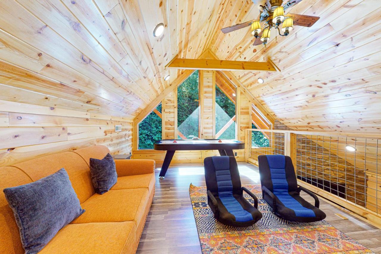 Knotty Escape Gatlinburg Exterior foto